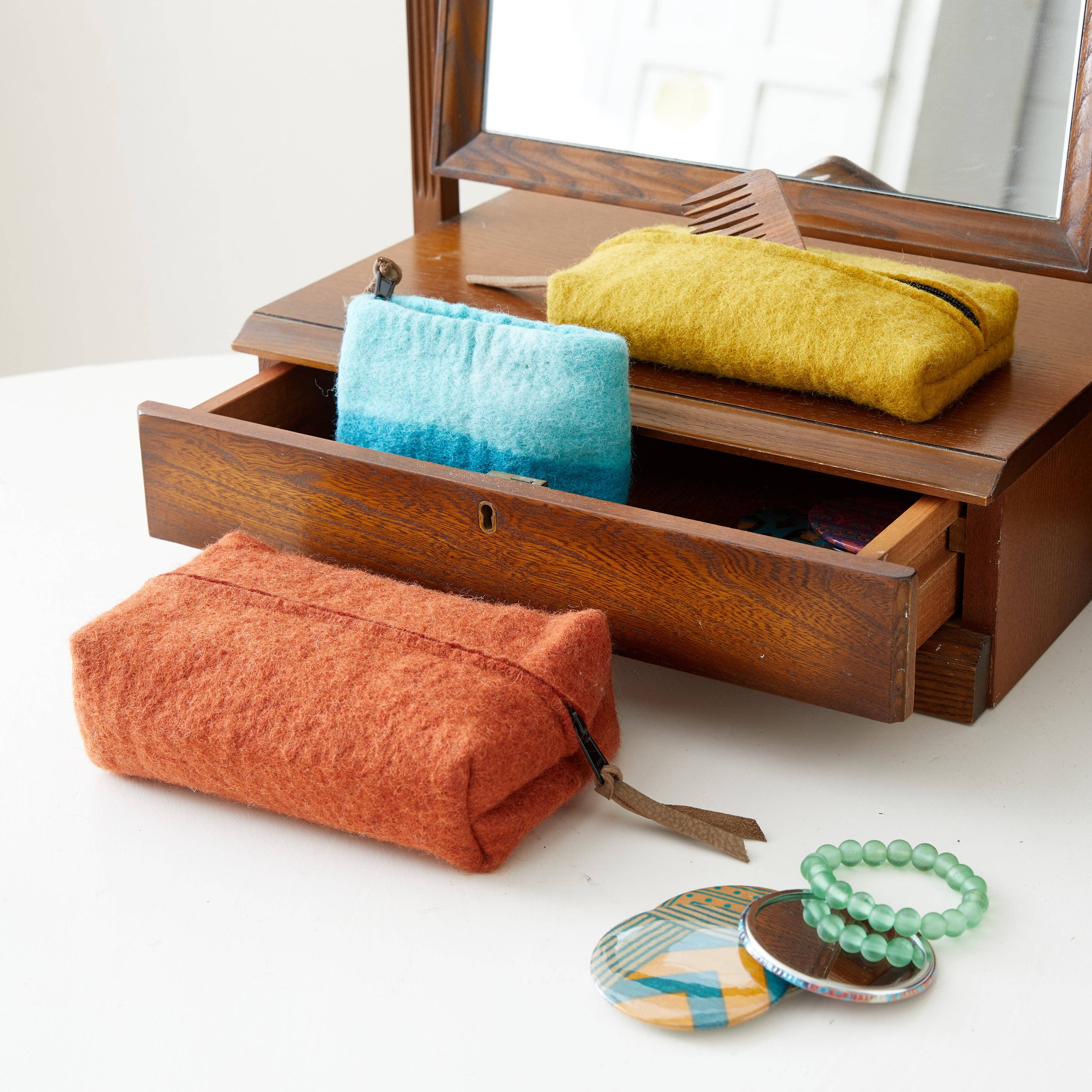 BIDYUT Boxy Felt Pouch Desk Tidy