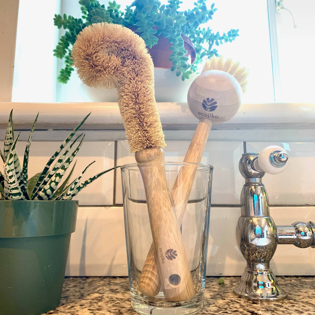 Bamboo & Coconut Eco Friendly Plastic Free Bottle Brush