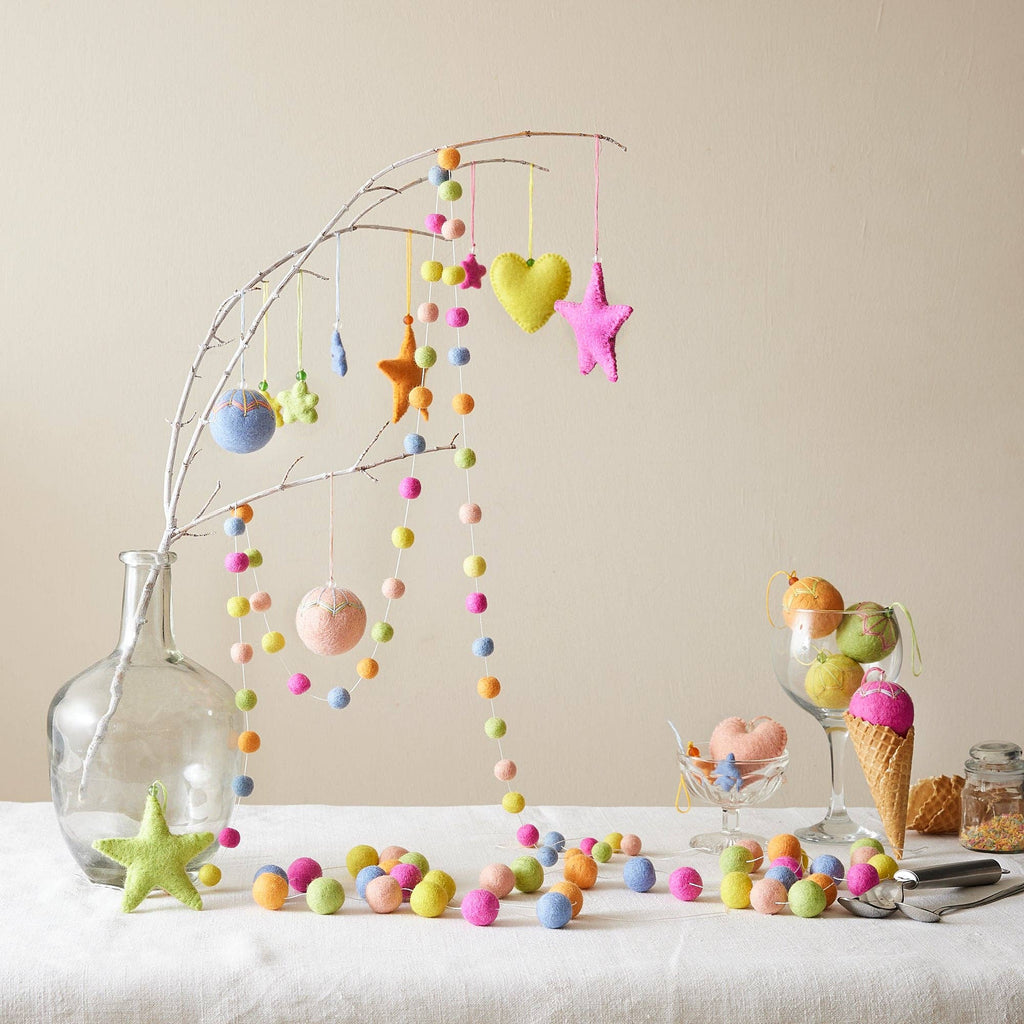 TARULATA Boho Felt Ball Pompom Garland 200cm